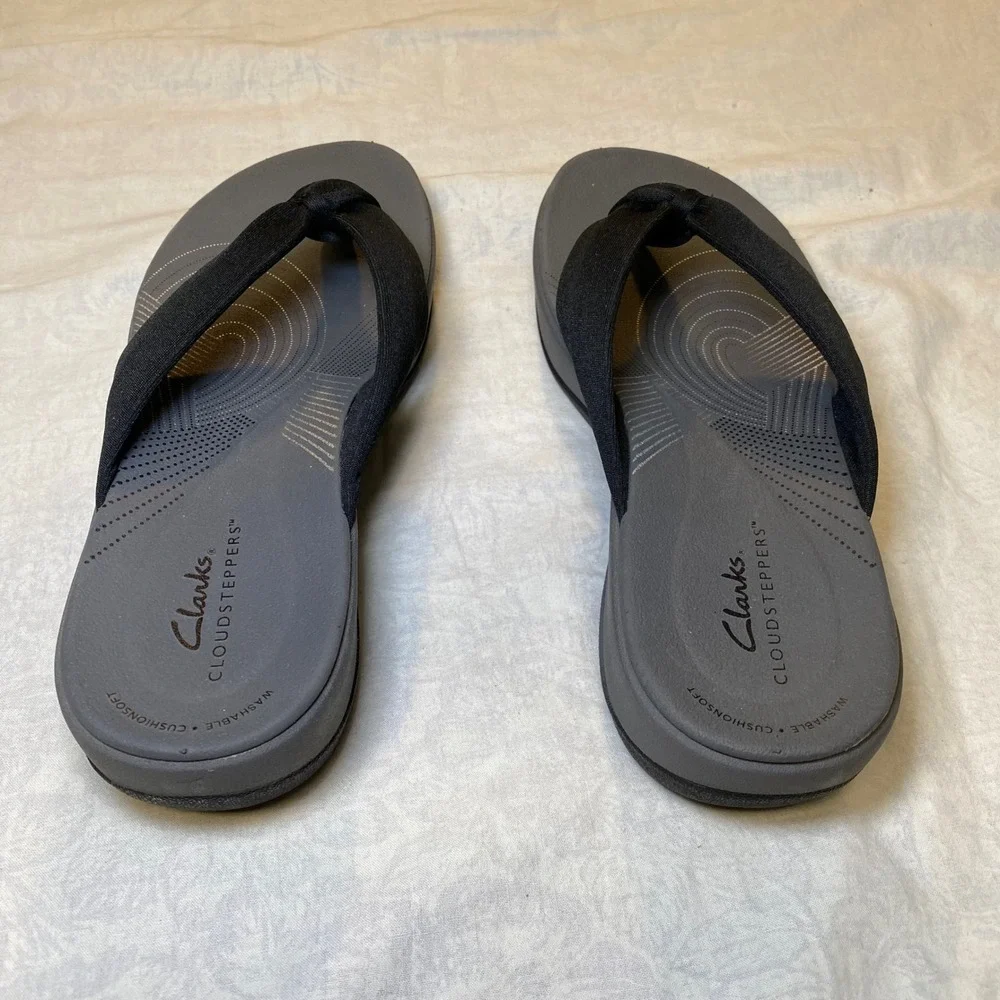 Clarks Cloudsteppers Cushionsoft Wedge Thong Sandals Women's Size 9 Black
